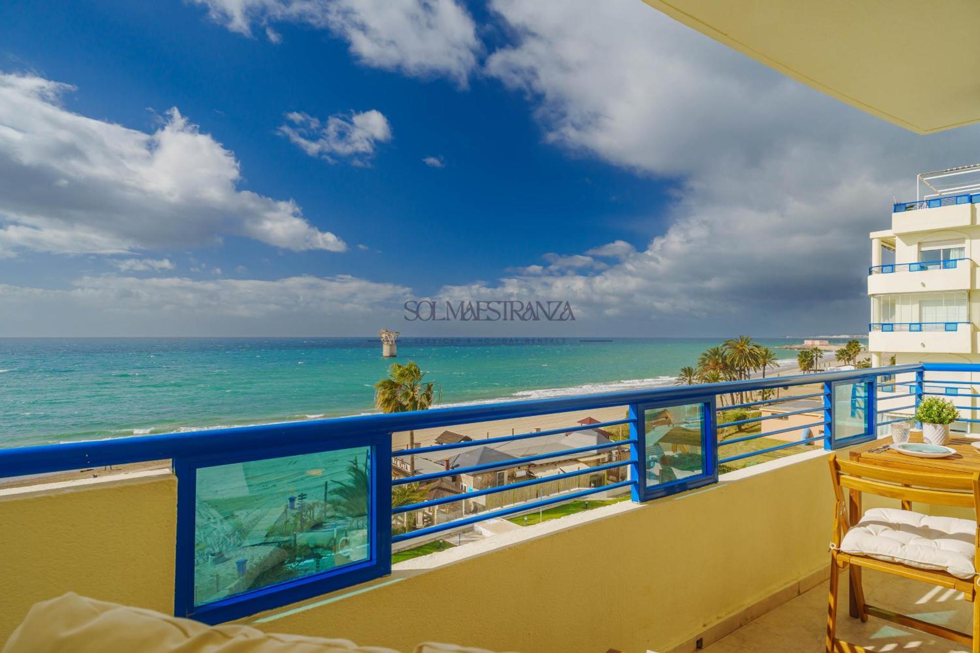 Front View By Sol Maestranza Appartement